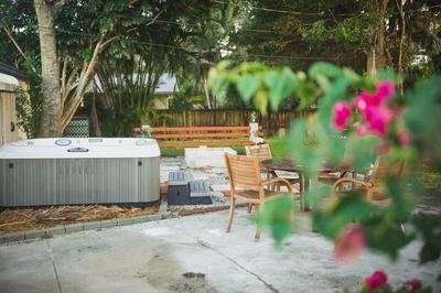 Charming home, minutes from the beach