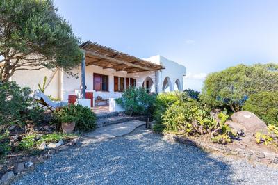 su mari su entu Isola di Sant'Antioco villa con accesso diretto al mare