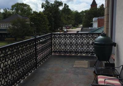 The Kahn Hotel