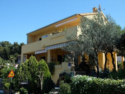Apartment Draga with Sea View, Terrace & Parking