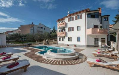 Villa Lealeana