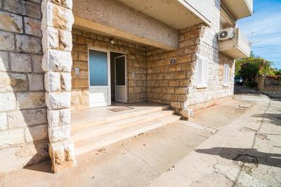 Apartment Zana