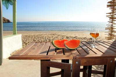 Manis Sirma (Fisherman's House by the Sea)