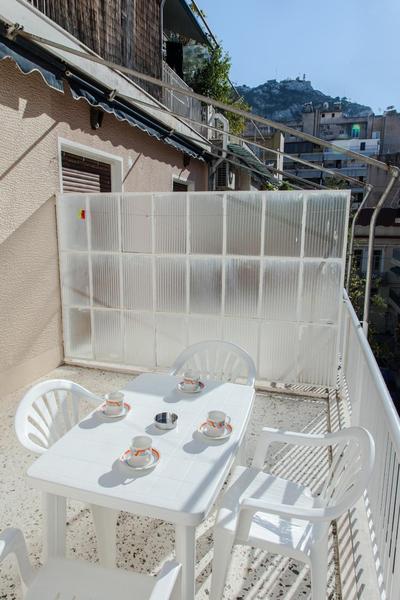 Cozy apt with Lycabettus View!