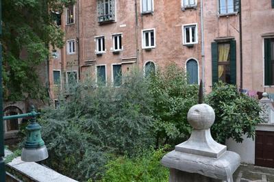 Quiet and comfort in the heart of Venice