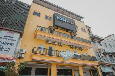 RedDoorz Plus @ Simpang Gelael Batam 2