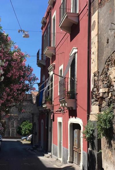 Casa Ega e La Rotonda: bellissimi monovani nel cuore di Catania