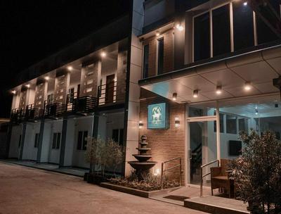 JL Valley Suites