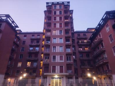Bilocale 7 piano balcone vista skyline