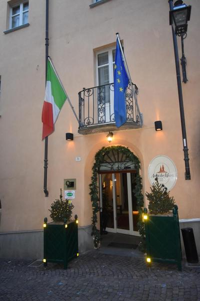 Hotel Boutique Antiche Mura