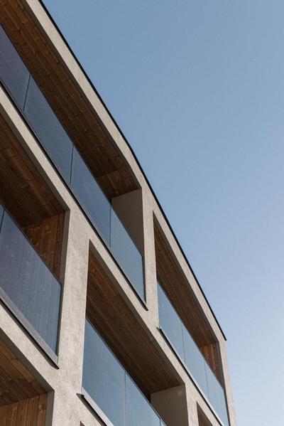 Lacumontes Lake View Apartments