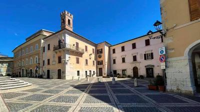 LA CASA IN COLLINA