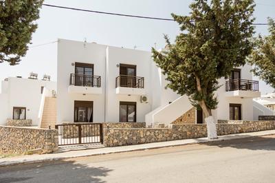 The Corner House at Gennadi Court