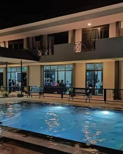 DLAYARAN HOTEL & CAFE