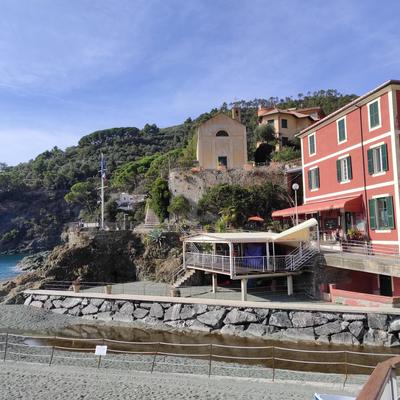 bilocale con il mare dentro