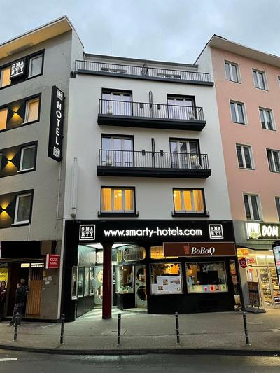 SMARTY Cologne Dom Hotel - Boardinghouse - KONTAKTLOSER SELF CHECK-IN