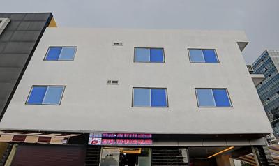 Treebo Jayshree Palace C21 Business Park