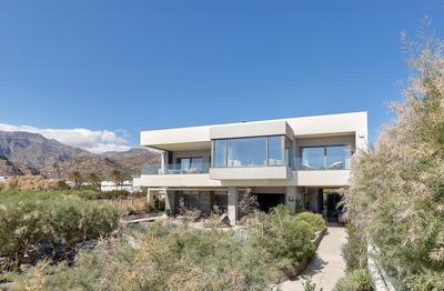 Seafront Luxury Moonlight Villa in South East Crete with Breathtaking Views