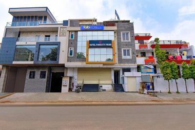 FabHotel Pink City - World Trade Park