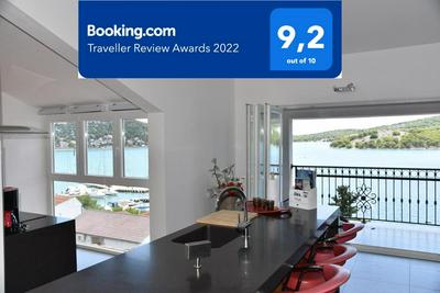 Villa Pina Appartment Chantos