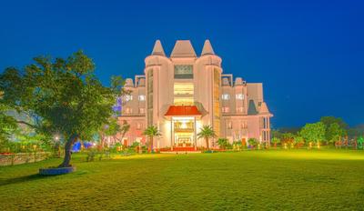 Tiaraa Hotels & Resorts