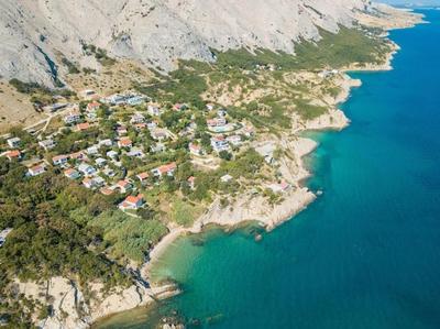 Mila's pet friendly holiday house with private beach place and sunbeds included