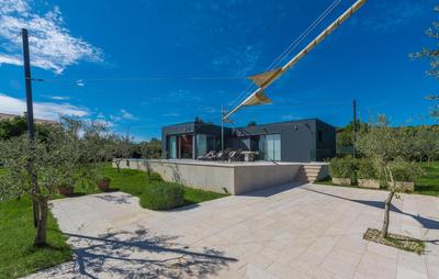 Villa Lagoderan