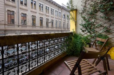 Artist Nadia's apartment in Porta Vercellina