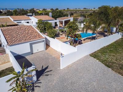 Stunning Luxury Villa Private Pool, Galé Albufeira