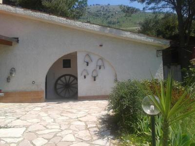 Villa Africa