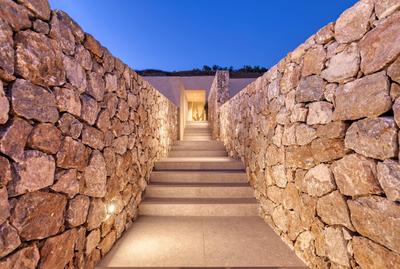 Santorini Sky, Luxury Resort