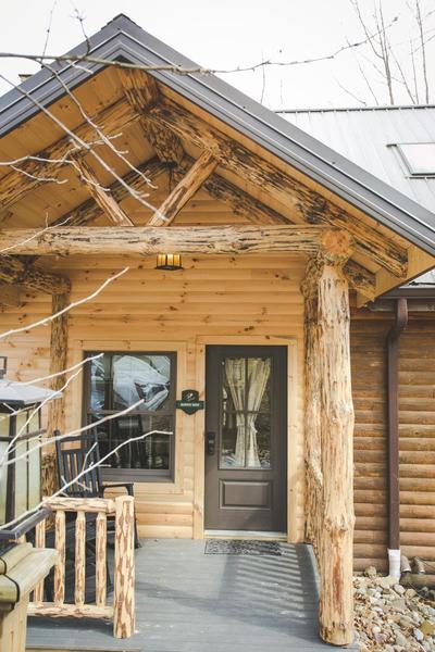 Coblentz Country Lodge by Amish Country Lodging