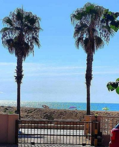 Apartamentos en Primera Línea de Playa, Ada Peñíscola, Parking, Aire acondicionado, WiFi
