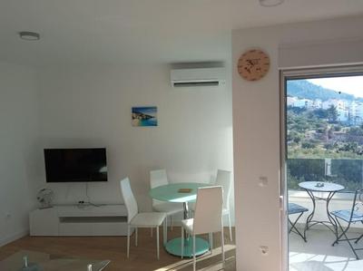 Modern 2+2 Apartment Zinfandel with beautiful view