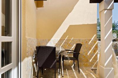 Room in Guest room - Comfy Apartments next to the beach