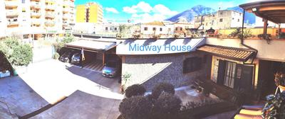 Midway House Italy Apartment