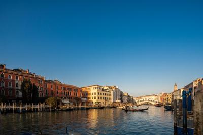 Rialto Deluxe Grand Canal View R&R