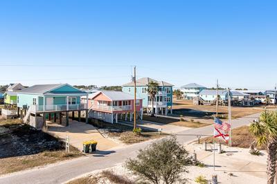 Dune Our Thing by Meyer Vacation Rentals