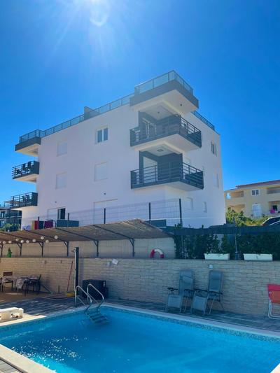 Emina Penthouse, Beautiful 2 bedroom property in Sevid, Croatia