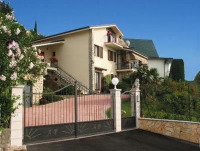 Bed and Breakfast Due Leoni