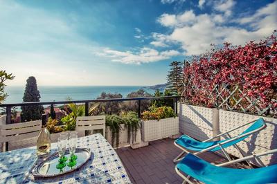 Una Terrazza sul Golfo di Ospedaletti by Wonderful Italy