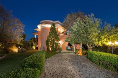Villa Dorina by Corfuescapes