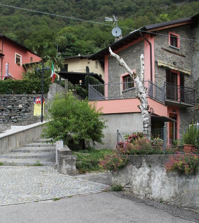 apartment vista legnone