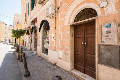 Little House in the centre Nettuno