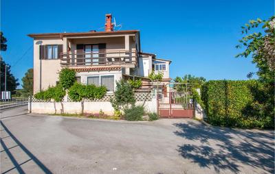 Nice Apartment In Pula With Wifi