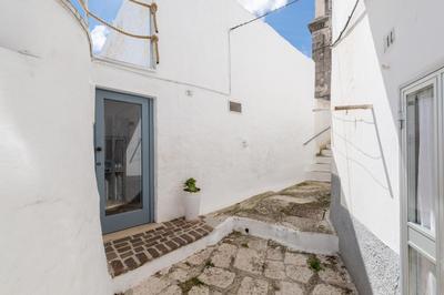 Campanile Apartment with terrace by Wonderful Italy