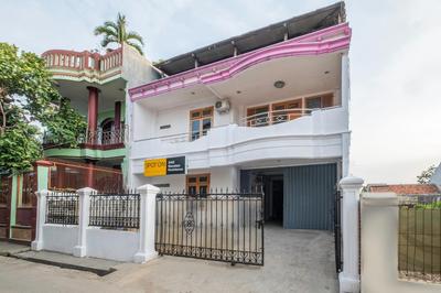 OYO Life 2412 Mandala Residence