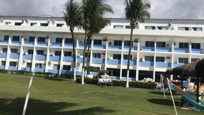 Carneiros Tamandare Apart Hotel Marinas