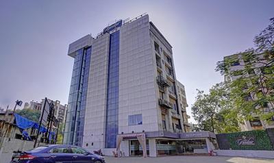 Treebo De Grandeur Anand Nagar