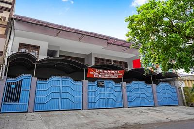 OYO 90891 Parang Kusumo Residence